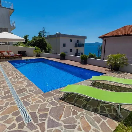 Fuer 4 Personen Ca 40 Qm In Crikvenica, Kvarner Bucht Und Umgebung *
